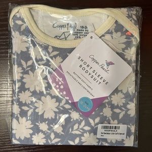 Copper Pearl Short Sleeve Bodysuit - Lacie / 18-24 months
